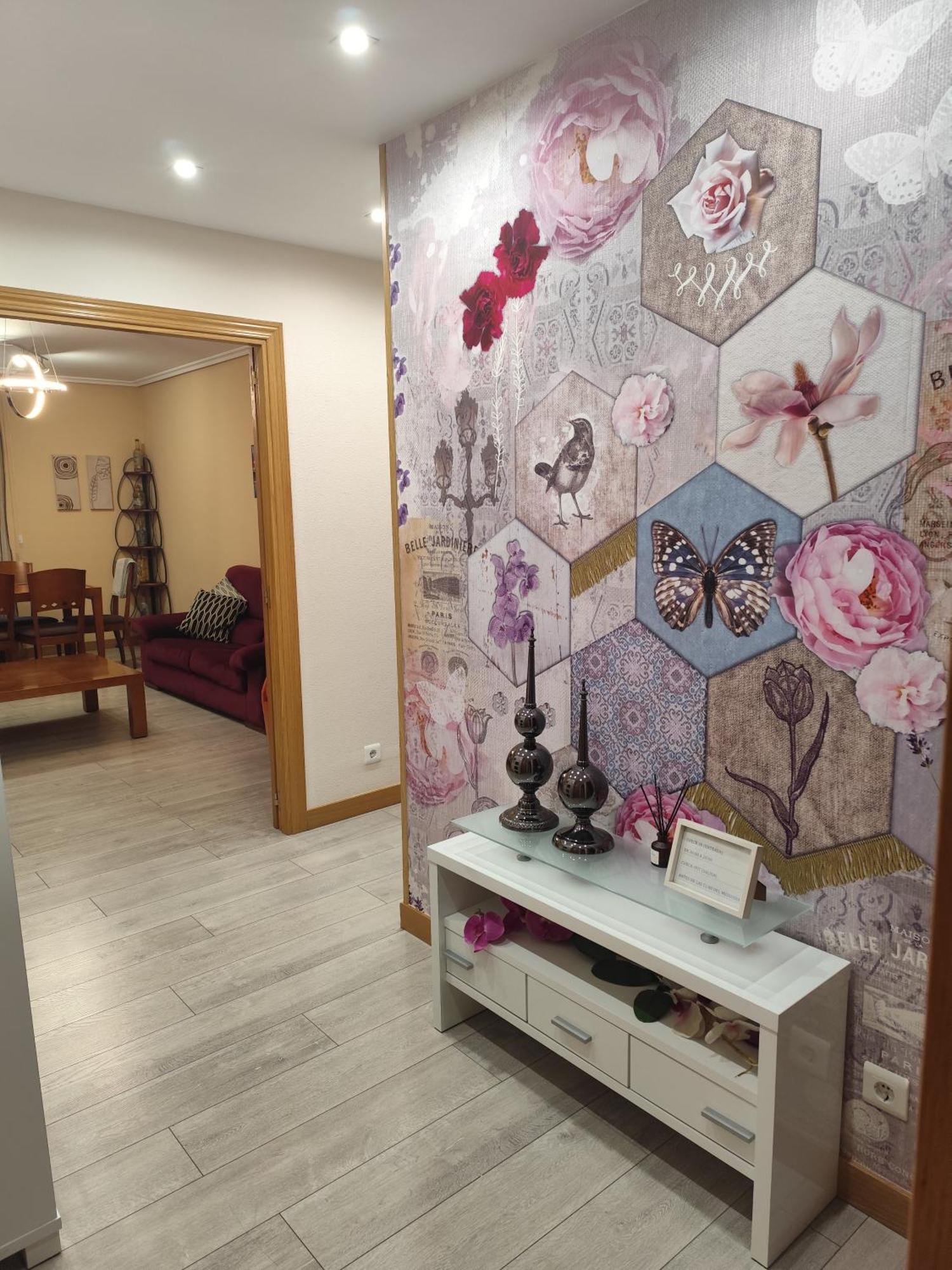 Apartamento De Tres Dormitorios Con Garaje Y Todos Los Servicios Cerca Burgo Buitenkant foto